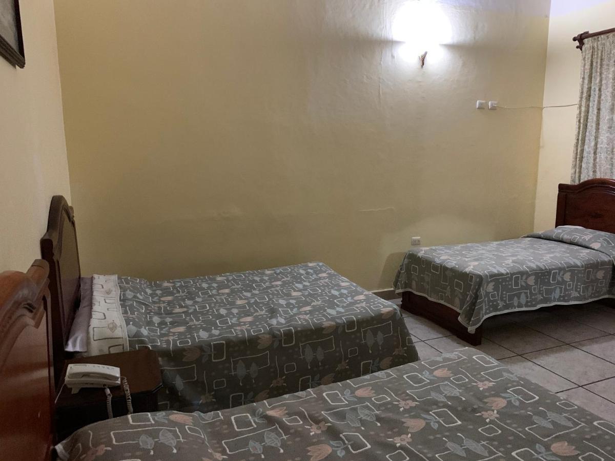 Oyo Hotel Real De Cortas Xalapa Eksteriør bilde